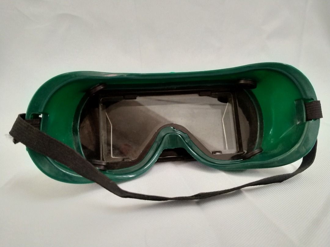 WELDING GOGGLES RECTANGLE, Furniture & Home Living, Home Improvement ...