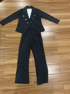 Zara set black stripes