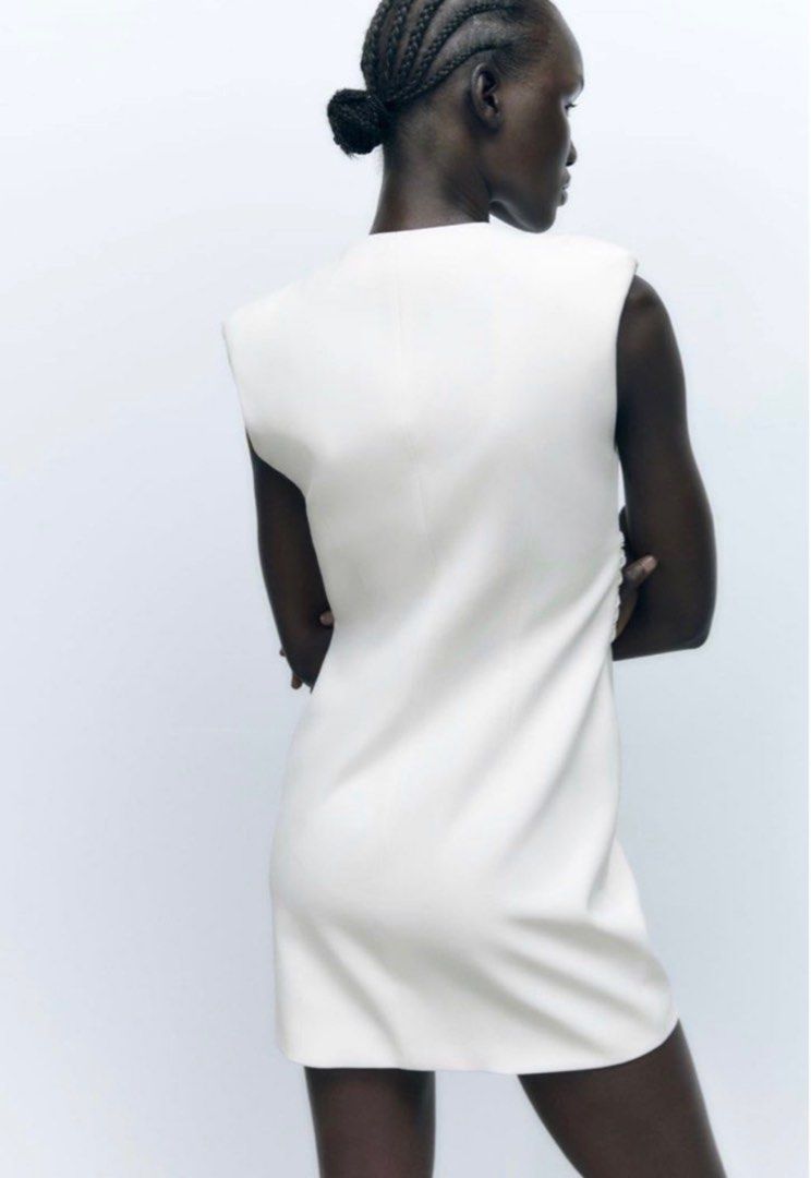 Zara White Dress with Shoulder Pads Women s Fashion Dresses