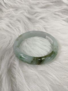 買2件包順豐智能櫃 #1093 圈口56.9 （母女/姊妹裝）飄綠花雕花翡翠手鐲 天然緬甸翡翠A玉64231512710531110