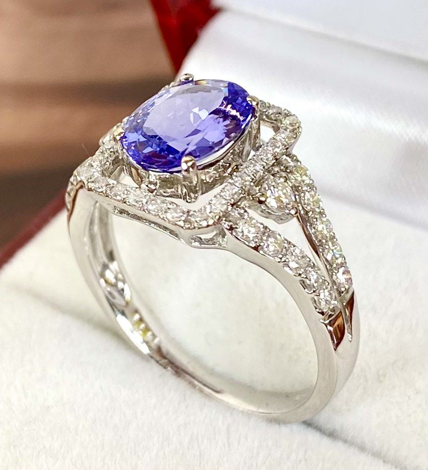 White gold discount and tanzanite ring