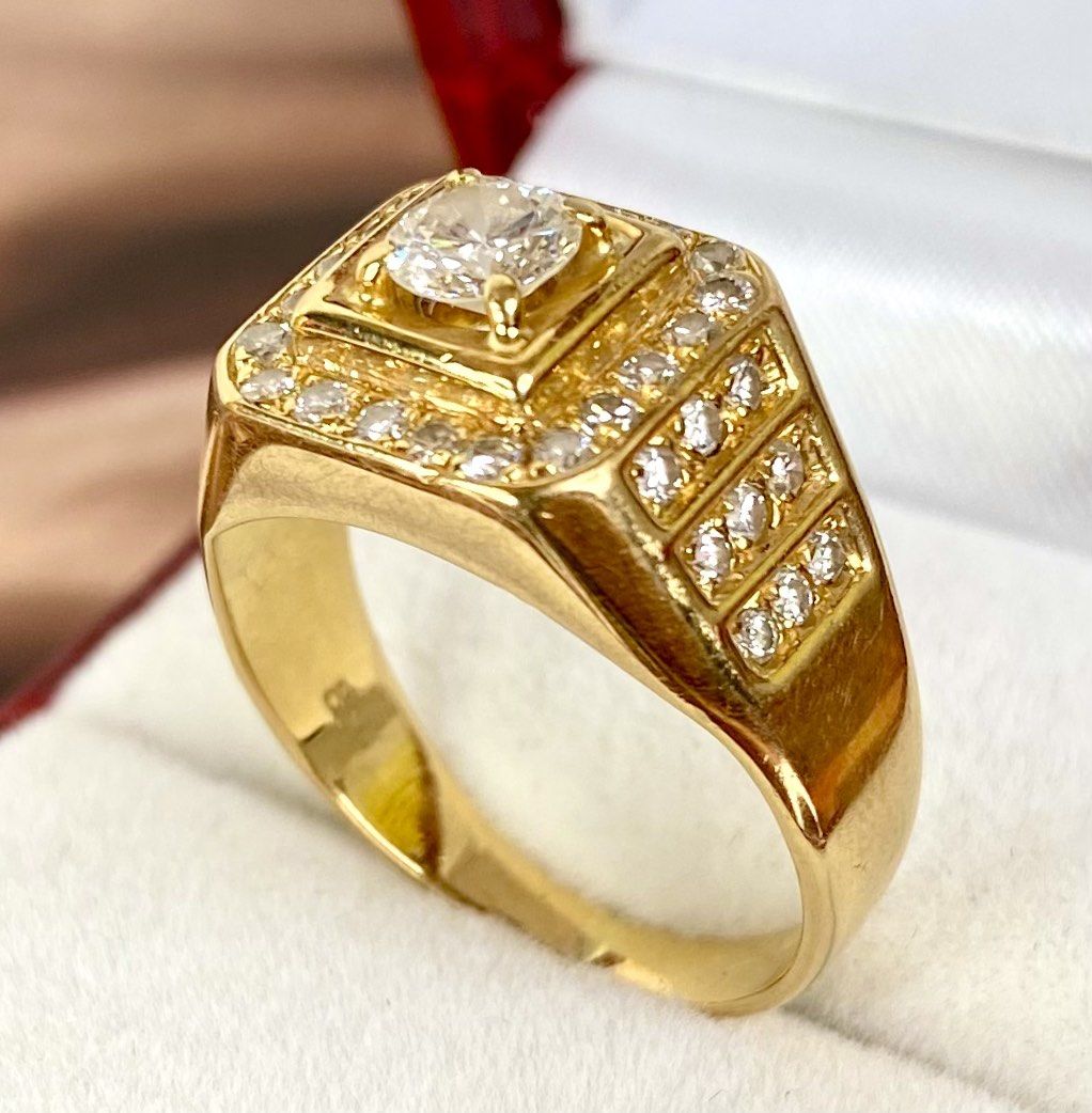 20K Yellow Gold Diamond Men Ring