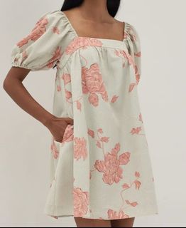 $26 Love bonito Harlan Puff Sleeve Dress in Prosperous Blooms uk14 xl