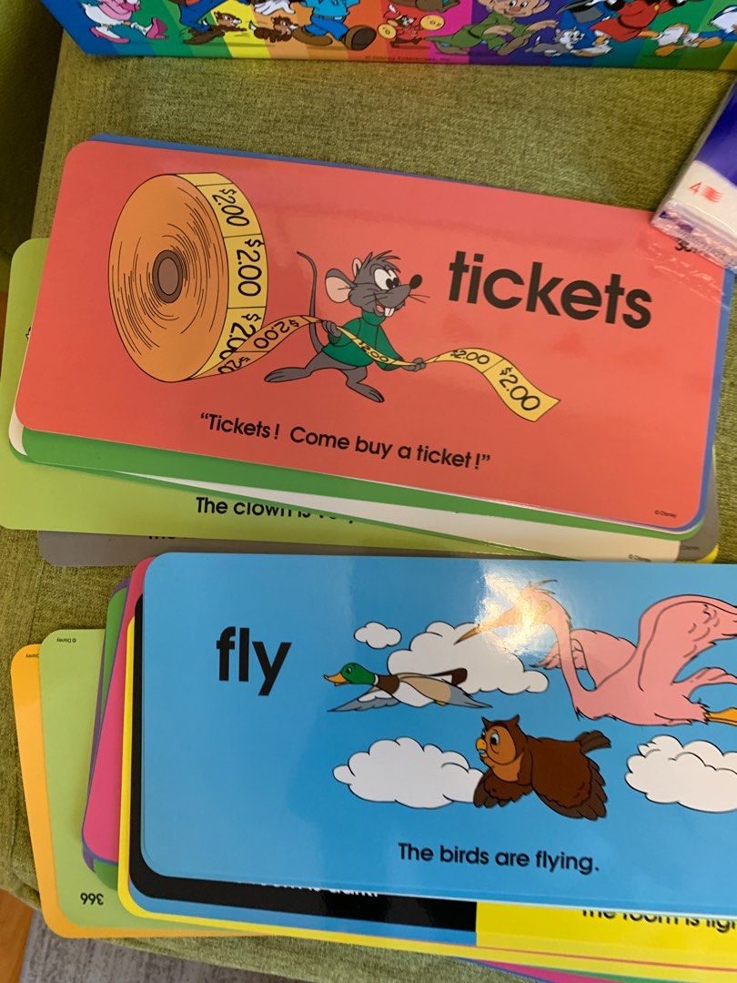 2 boxes of Mickey Mouse sentence cards, 興趣及遊戲, 書本 & 文具, 小說 & 故事書 Carousell