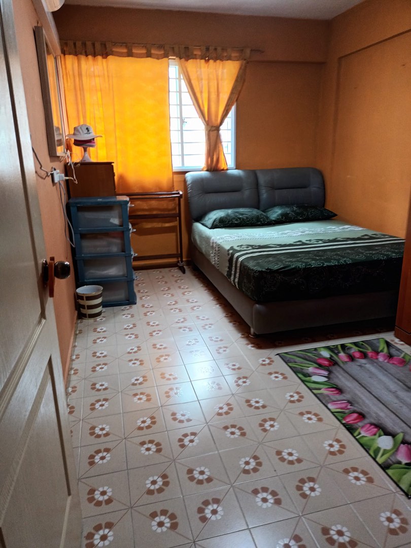 (Category: ) located in . Submitted by moulasa (Listing ID 1266499248, Image 1). Description: .