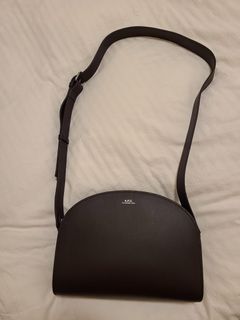 （分類：）位於 。 由 gg418 提交（商品編號 1266581177，圖片 1）。簡介： 。