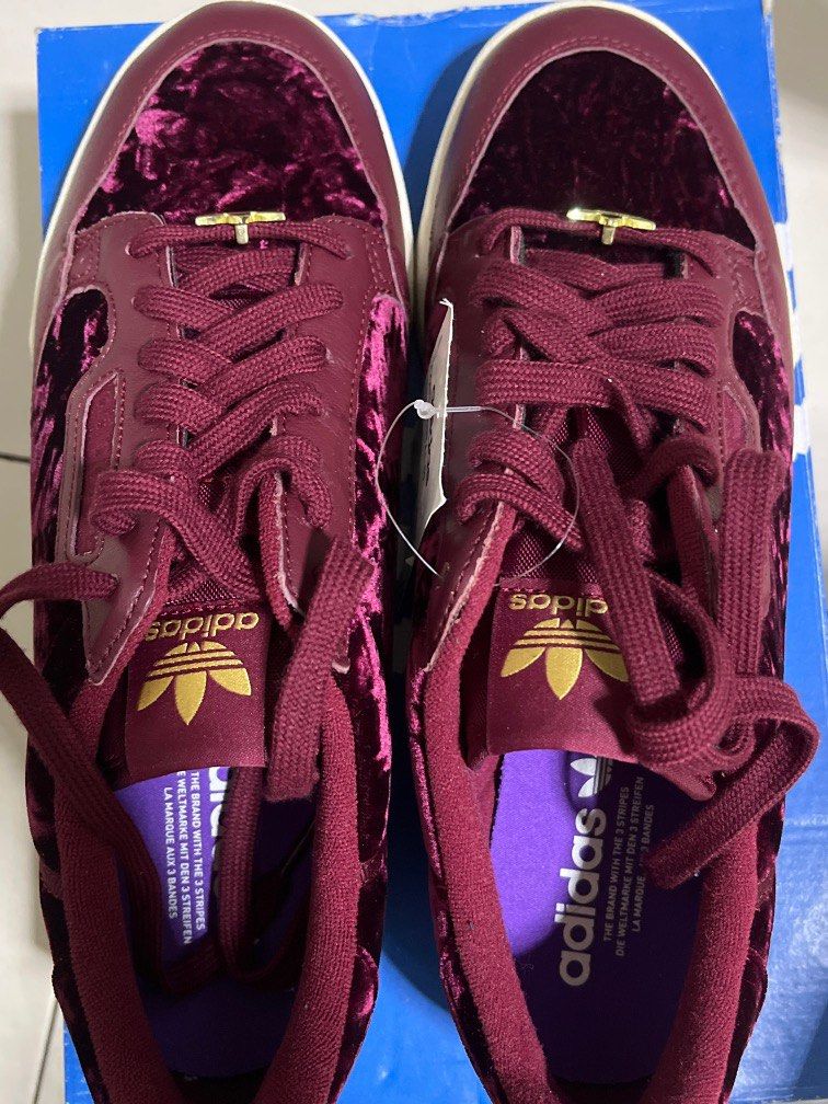 Adidas continental velvet outlet