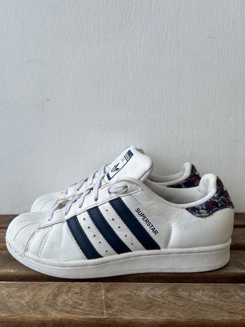 Shell toe sale adidas womens