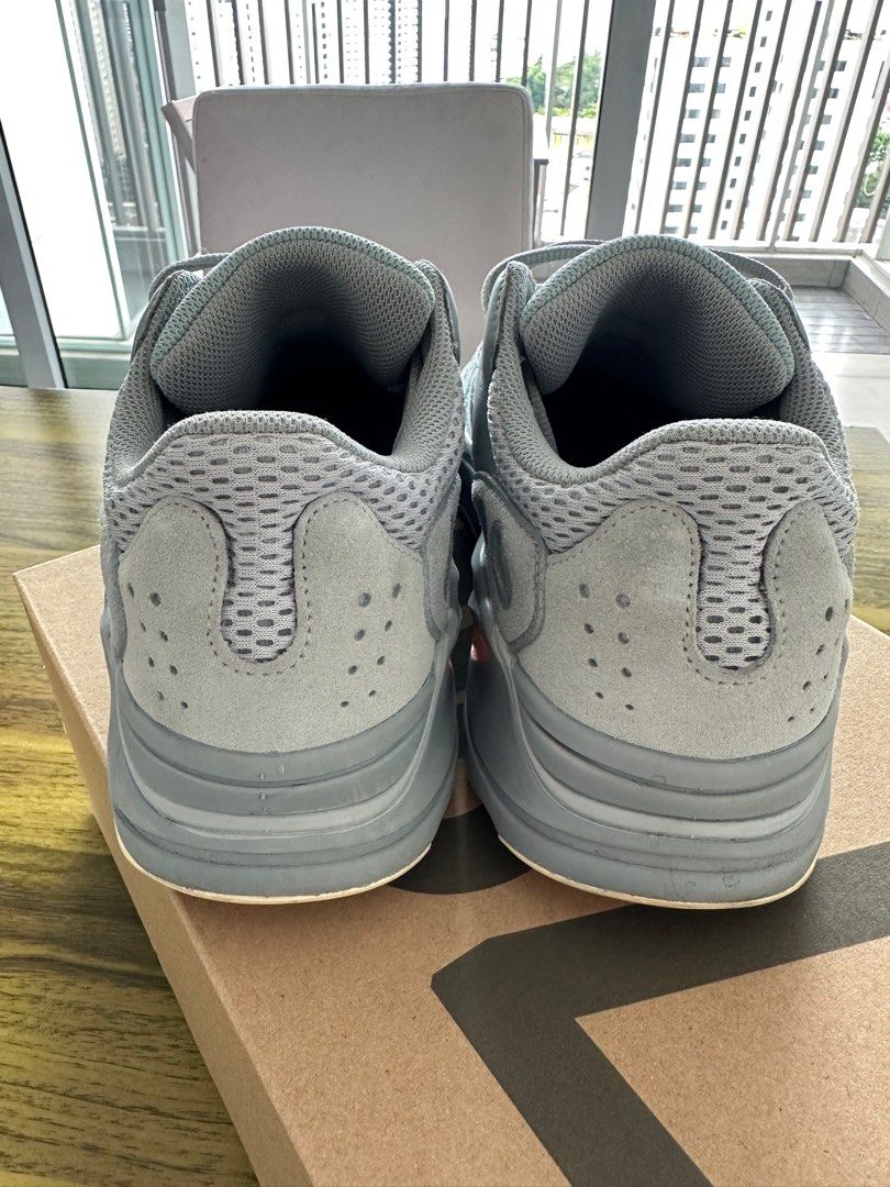 Yeezy clearance 79 inertia