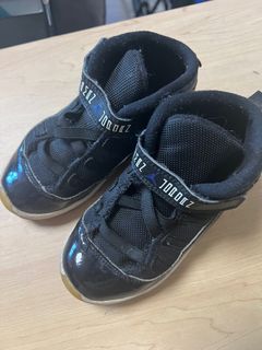 junior jordan 11