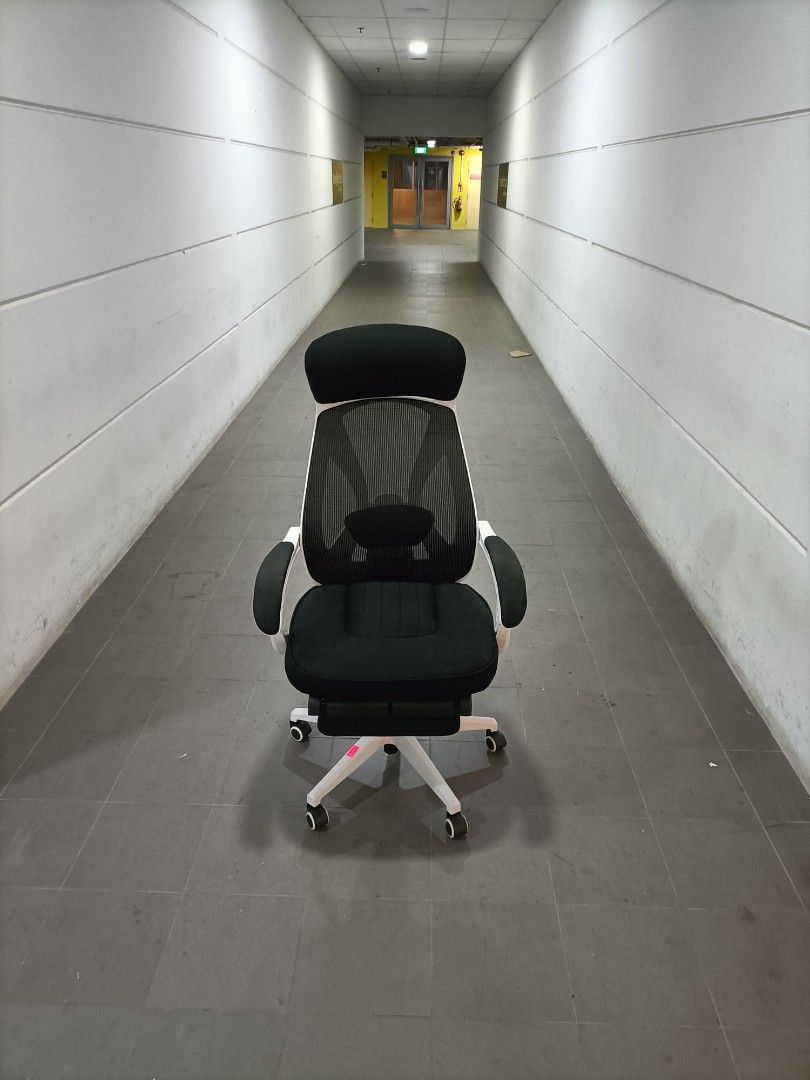 Baines task hot sale chair