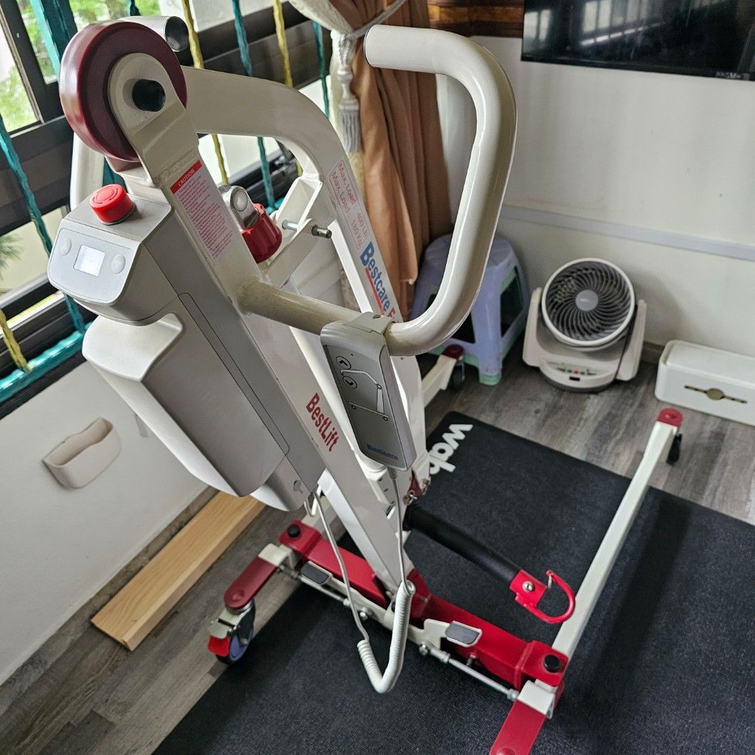 Bestcare electrical hoist, Health & Nutrition, Assistive & Rehabilatory