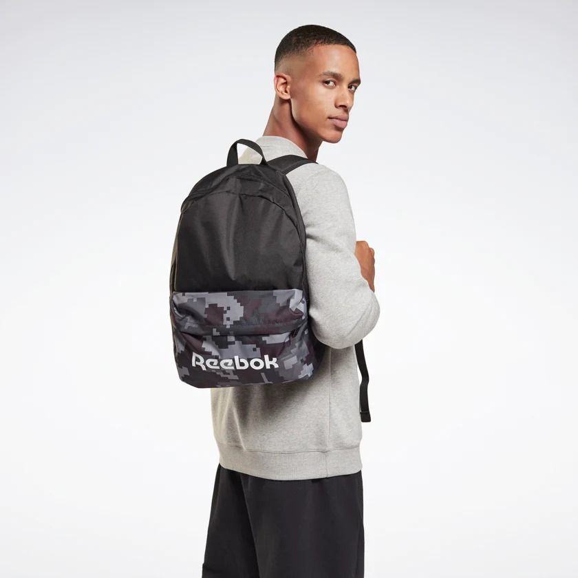 Black Bag | Reebok Backpack (13" Laptop) (Category: Backpacks) located in Calamba. Submitted by acecollections (Listing ID 1266559555, Image 3). Description: Black Bag | Reebok Backpack (13" Laptop) Price: P600 only Original Price: P1,695 A VERSATILE BACKPACK FOR YOUR ON-THE-GO LIFESTYLE, MADE WITH RECYCLED MATERIALS You love exploring the city you live in. With a big main compartment plus front and side pockets, this Reebok backpack keeps you or