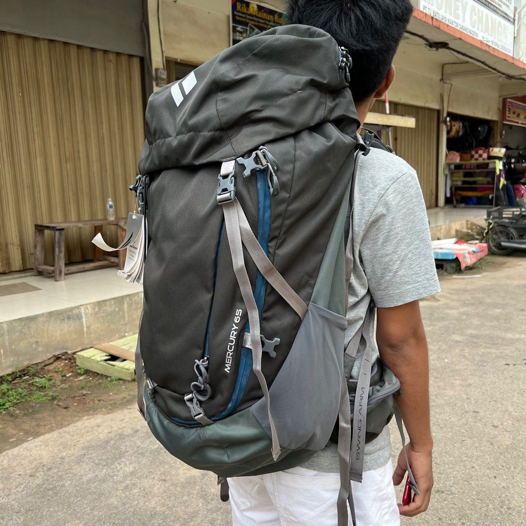 Black diamond hotsell mercury 65 backpack