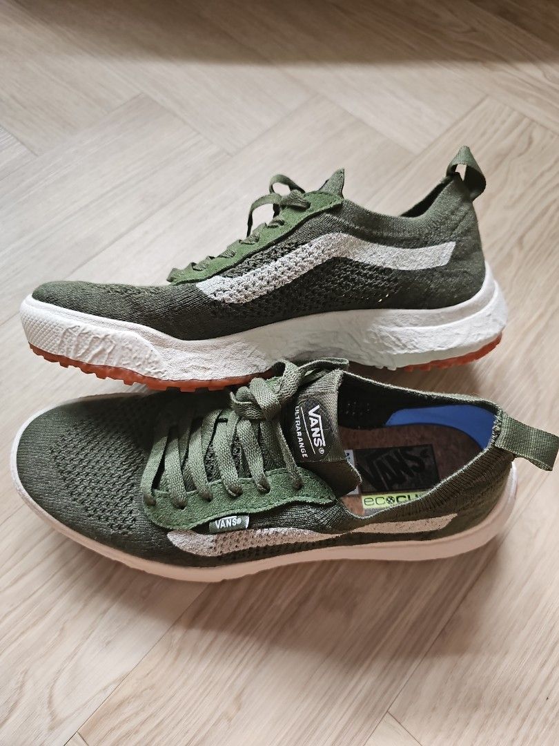 Brand new Vans shoe Women s Fashion Footwear Sneakers on Carousell