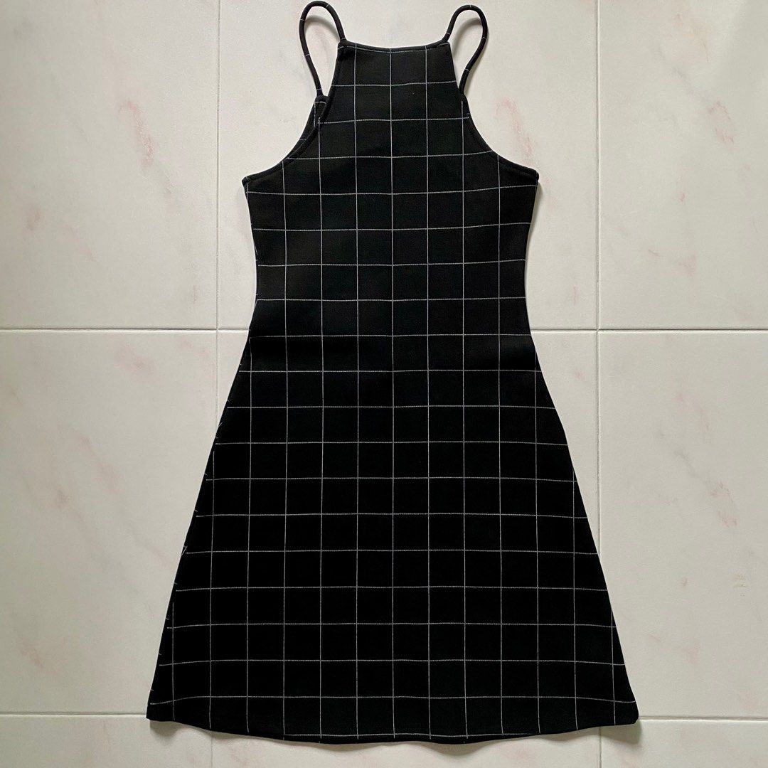Brandy Melove Black halter neck Checkered Dress, Women's Fashion, Dresses &  Sets, Dresses on Carousell
