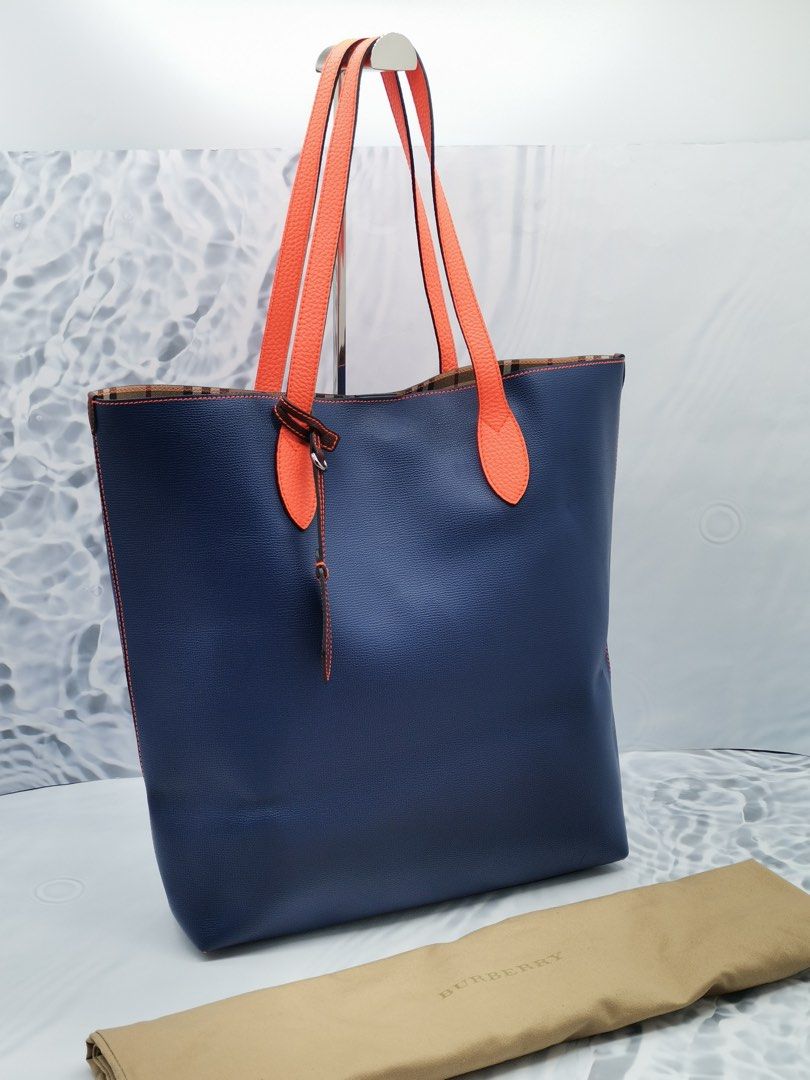 Burberry reversible tote large online