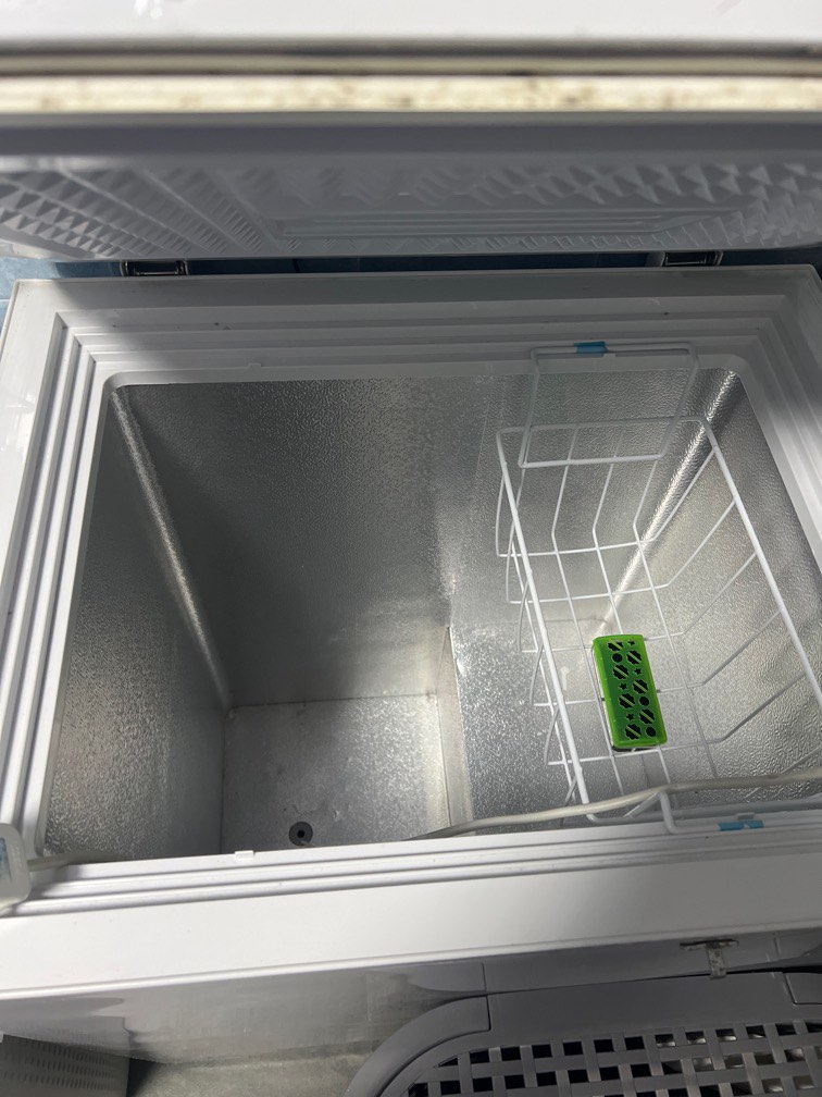 Butterfly chest freezer, TV & Home Appliances, Kitchen Appliances