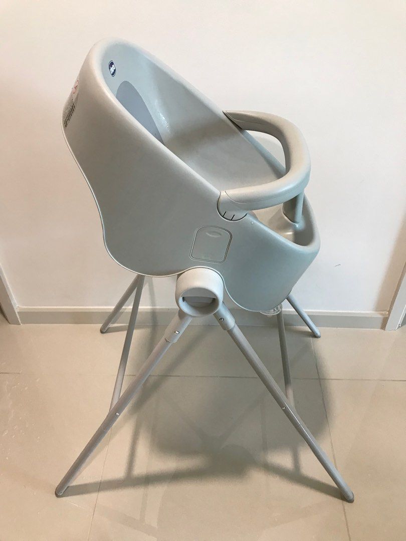Chicco store shower chair