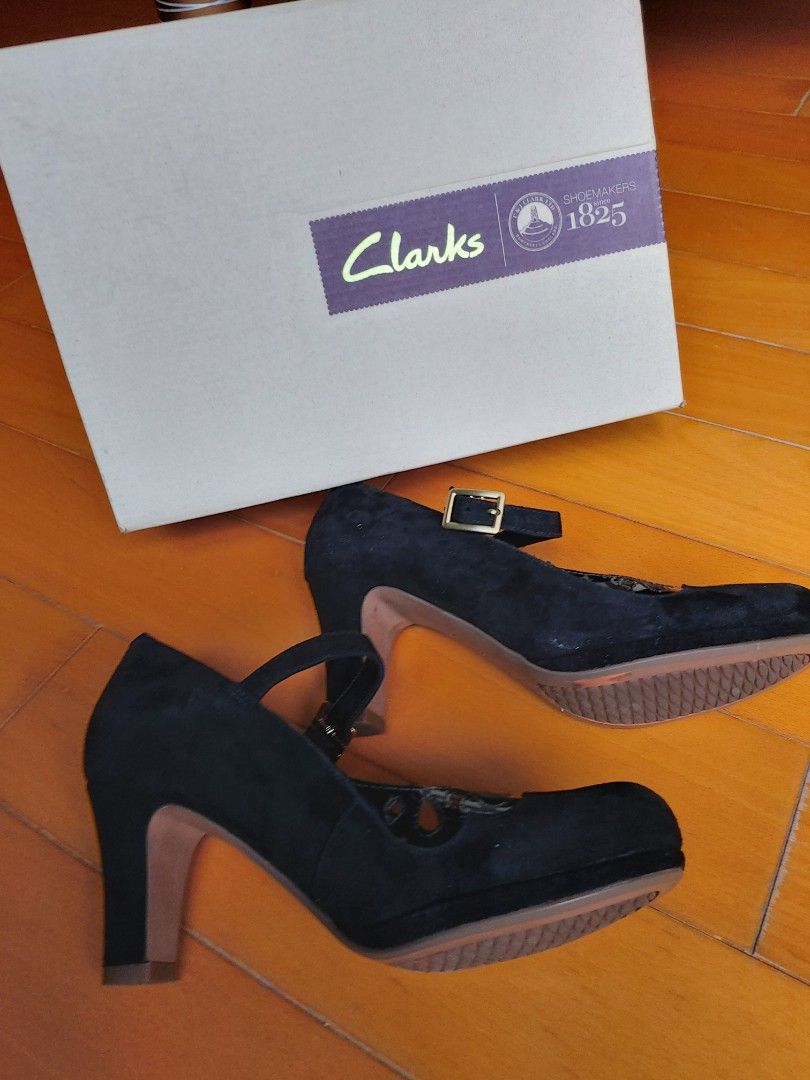 Clarks chorus music deals