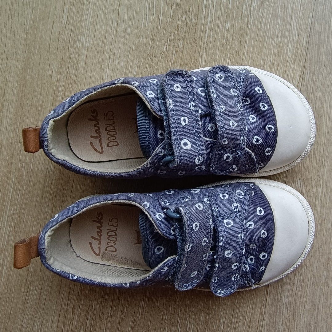 Clarks doodles 5f outlet