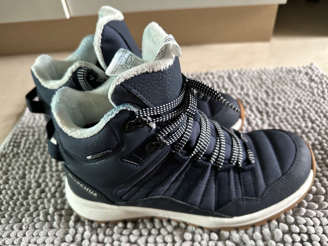 Decathlon winter boots shoe Size 40 Babies Kids Babies Kids