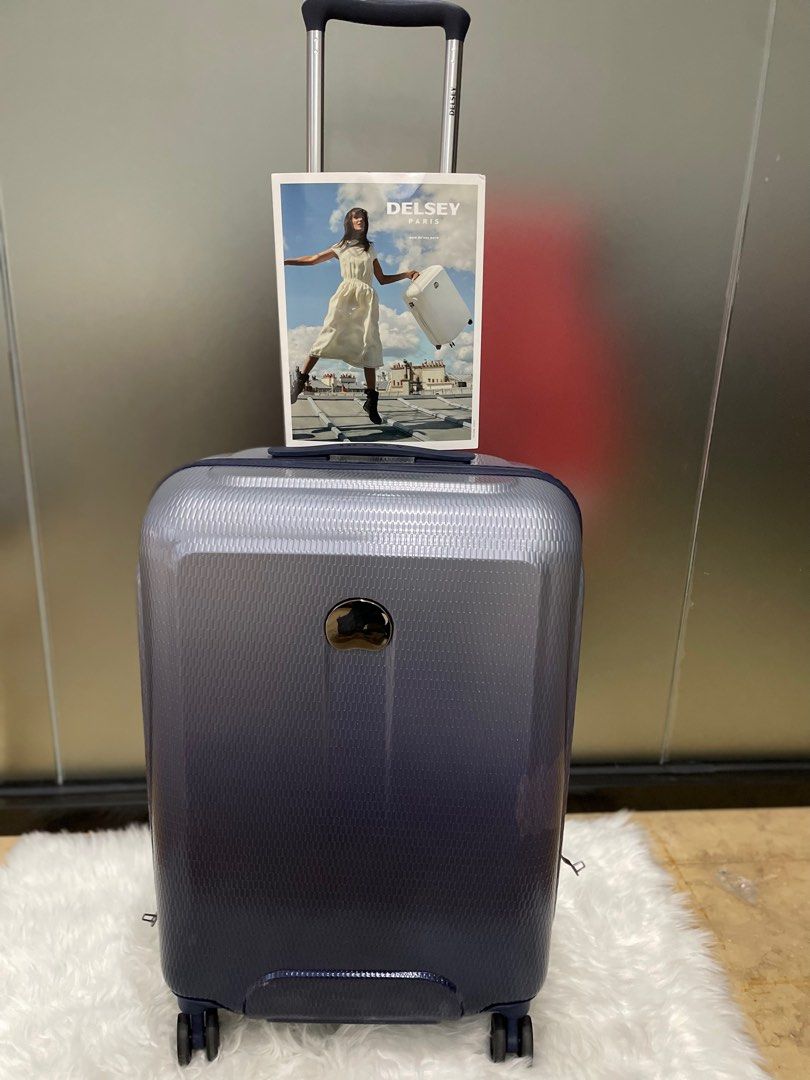 Delsey 26 sale inch luggage