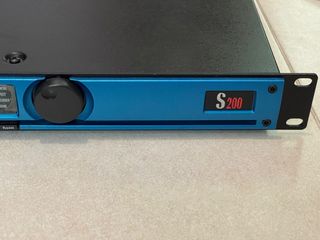 （分類：）位於 。 由 ammazzon 提交（商品編號 1266471937，圖片 1）。簡介： 。