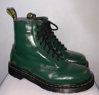 Boots and shoes Sandals Collection item 2