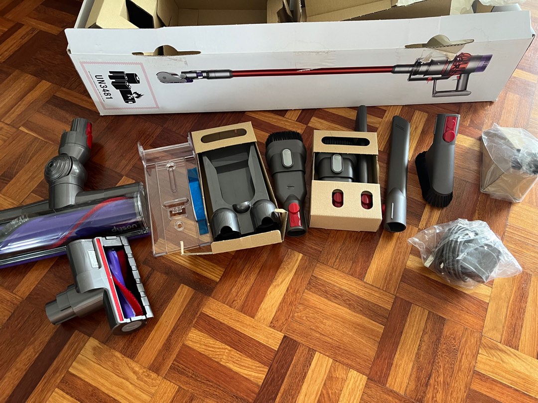 Dyson Vacuum Cleaner v10 fluffy parts and adapter, TV & Home Appliances