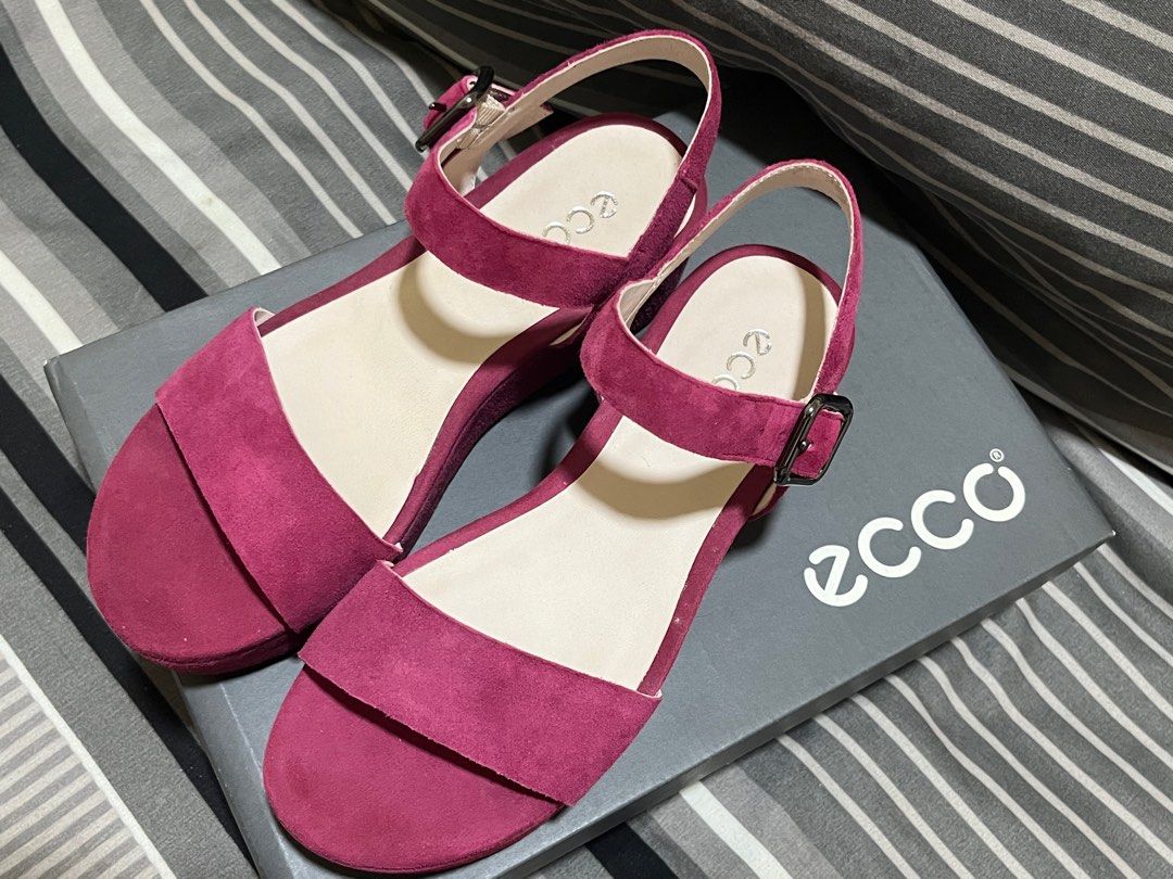 Ecco elevate sales plateau sandal
