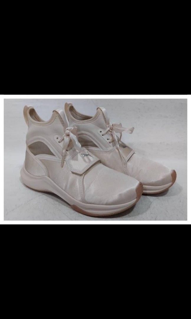 Phenom satin en shop pointe