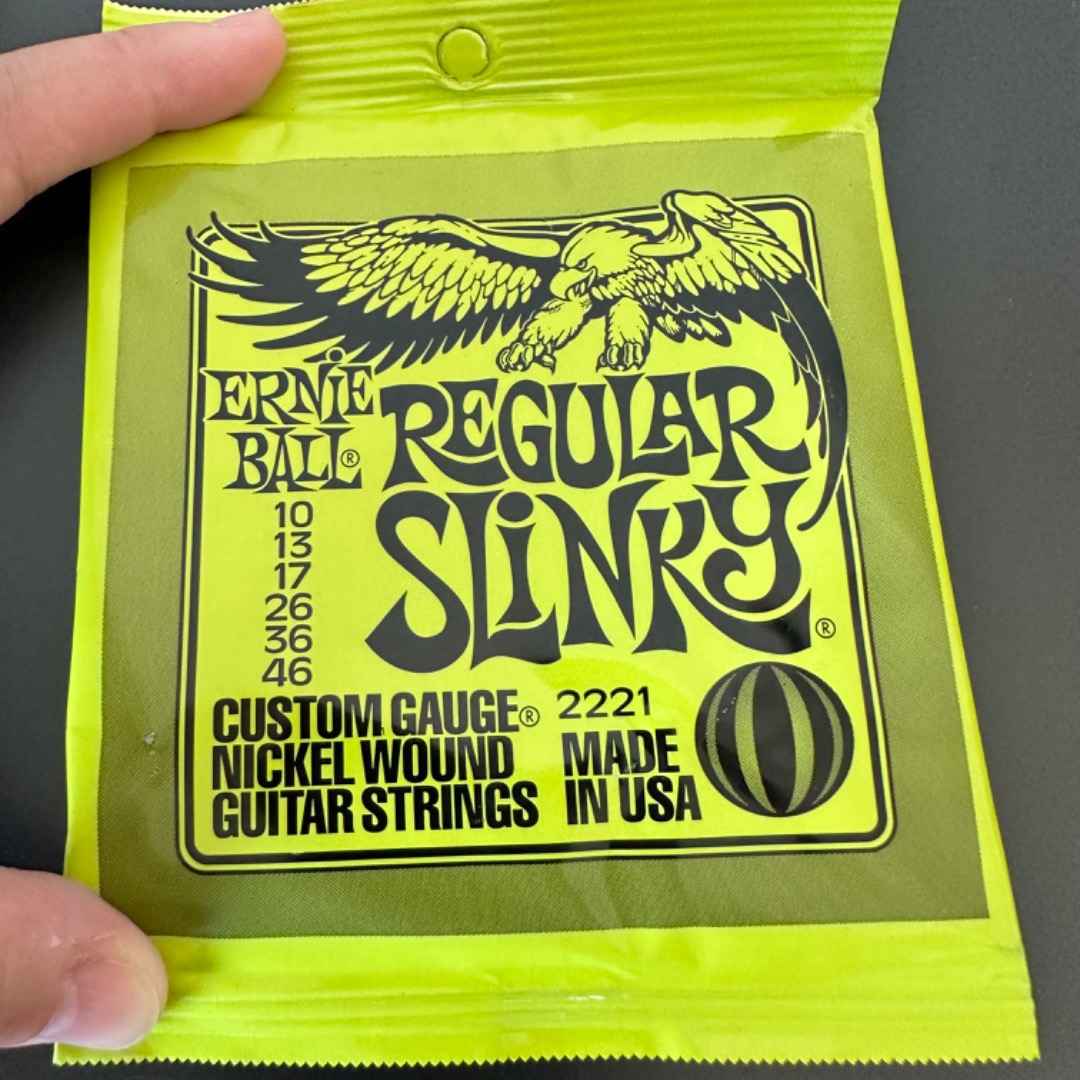 Ernie Ball Regular Slinky Nickel Wound Electric Guitar Strings 1046, Hobbies & Toys, Music
