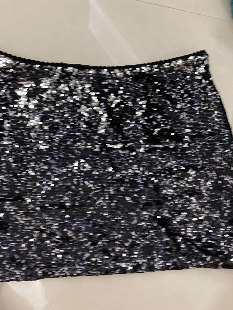 Forever 21 Sequin Mini Skirt Size S Women s Fashion Bottoms