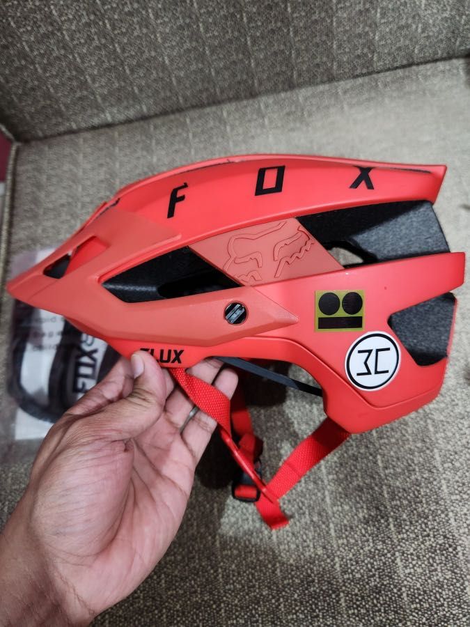 FOX FLUX MIPS CONDUIT HELMET Sports Equipment Bicycles Parts