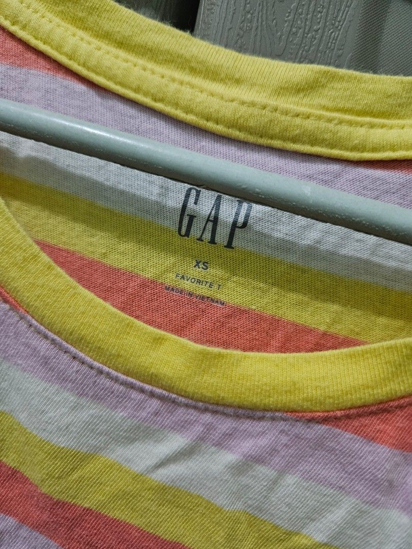 Gap Stripe shirt (Category: Shirts) located in Taguig. Submitted by gracecdb (Listing ID 1266571487, Image 3). Description: original Gap size: XS color: 9/10.