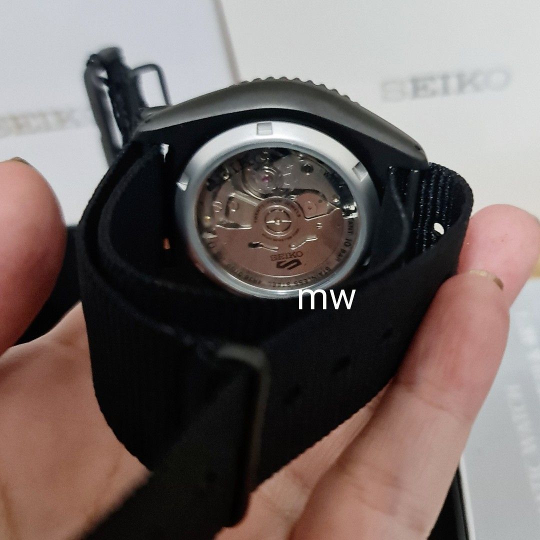 Genuine seiko automatic men s Gents nylon sports watch brand new