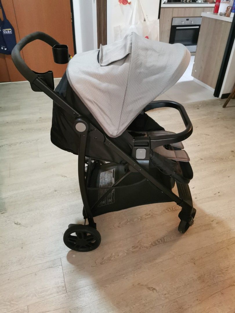 Graco Snugride 35 stroller carseat all in one Babies Kids