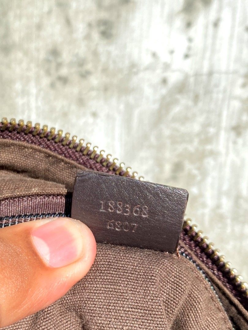 Gucci Messenger bag Luxury Bags Wallets on Carousell