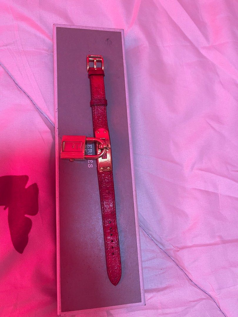 hermes kelly watch (Category: Luxury Watches) located in Santa Rosa. Submitted by kimchi_mimi (Listing ID 1266632097, Image 3). Description: HERMES KELLY WATCH .