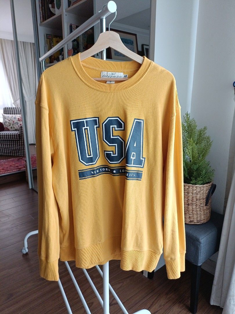 H M yellow USA sweatshirt size L