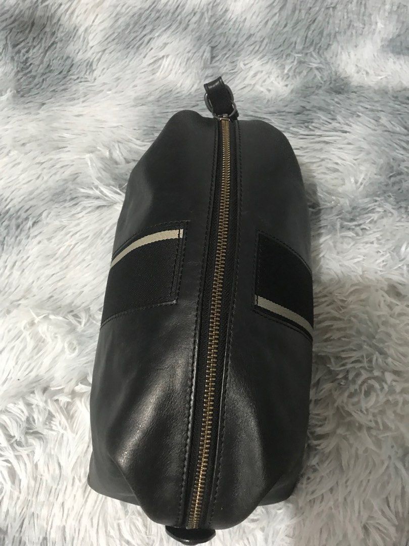 HUGO BOSS clutch bag, Men's Fashion, Bags, Belt bags, Clutches and