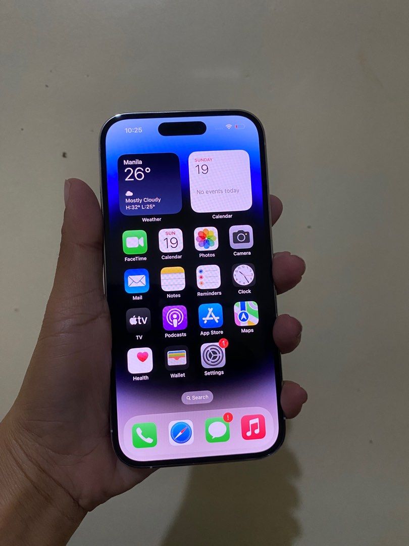 Iphone 14 Pro 256gb dual (Category: iPhone 14 Series) located in Pasig City. Submitted by melissaomb01623 (Listing ID 1266595345, Image 2). Description: Iphone 14 Pro 256gb dual 2ndhand Factory unlocked HK variant 💯smooth no hidden issue no history of repair all goods condition 📌pick up store in greenhills shopping center 📌we do cod in metro manila and near provinces just add sf only 📌we ship nationwide via LBC 💯we accept swap/trade in 📌we 