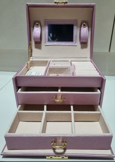 (Category: ) located in . Submitted by jeslin_sg (Listing ID 1266576183, Image 1). Description: .