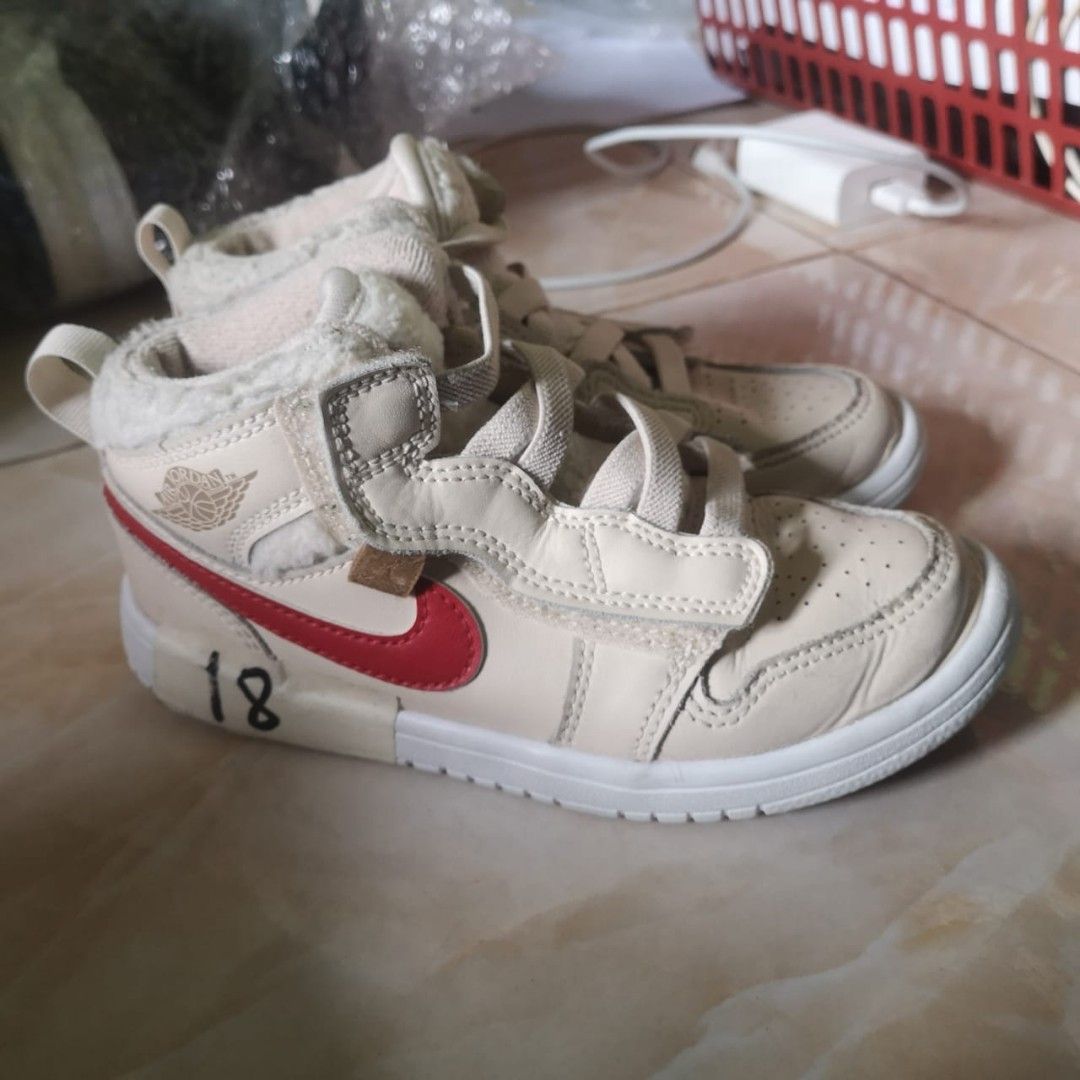 Kasut Nike Air Jordan 1 kids 18cm RM40 Babies Kids Babies