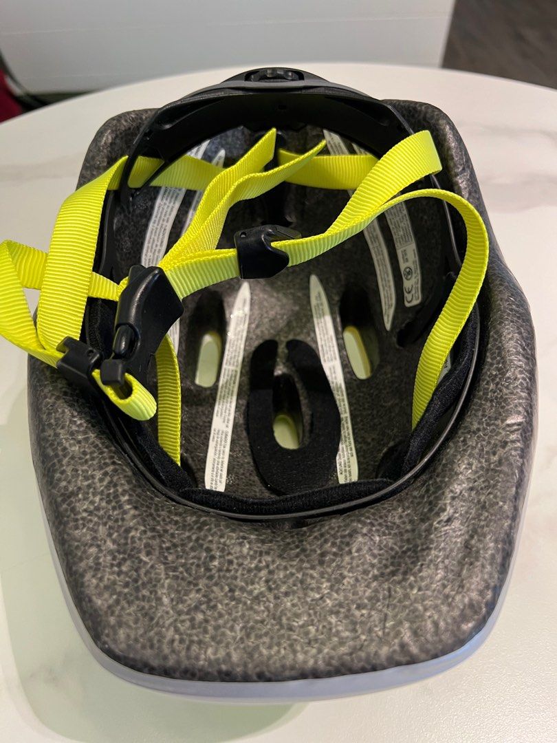 Giro rodeo discount child helmet