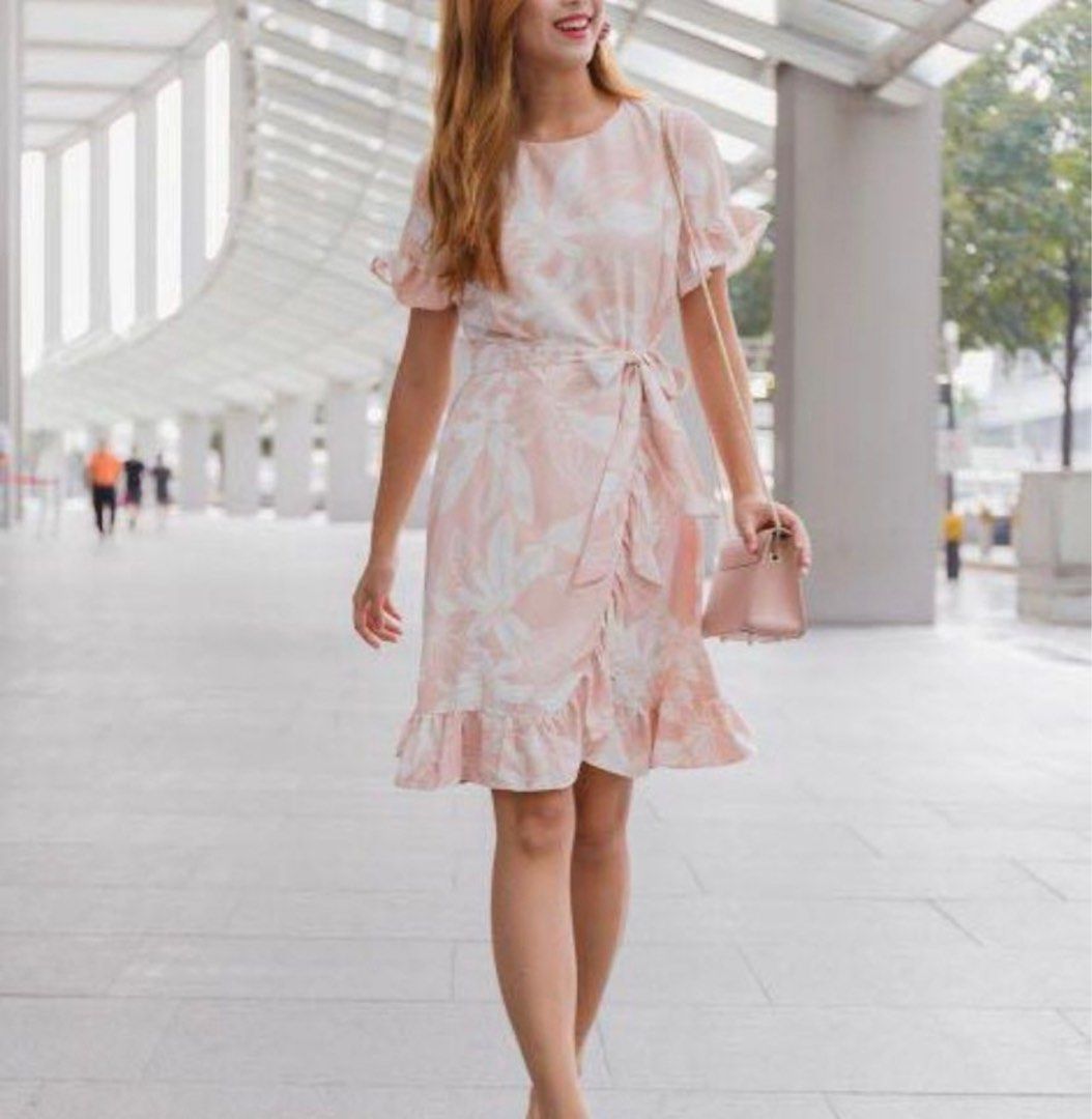 Lechic Floral Ruffle Wrap Dress in Pink, Women's Fashion, Dresses & Sets,  Dresses on Carousell