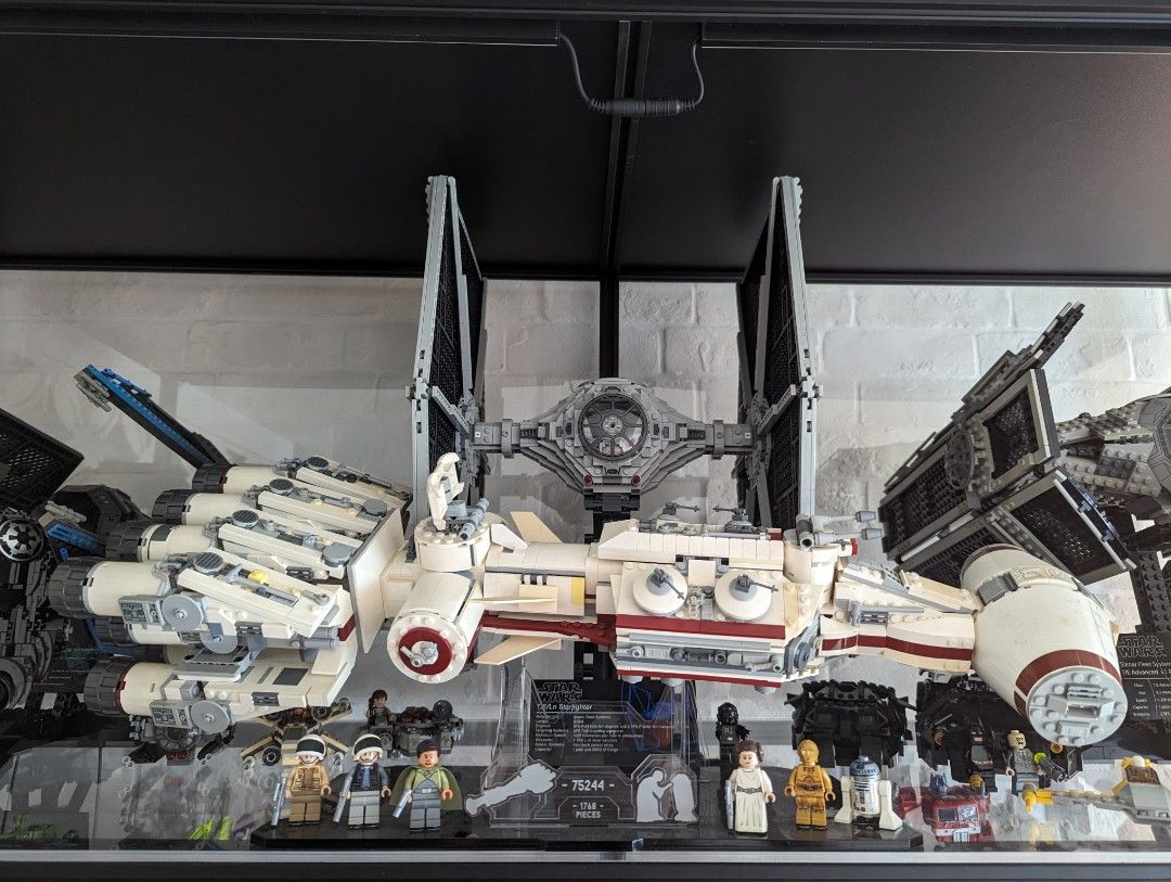 LEGO Star Wars Tantive IV 75244 aka Blockade Runner with custom