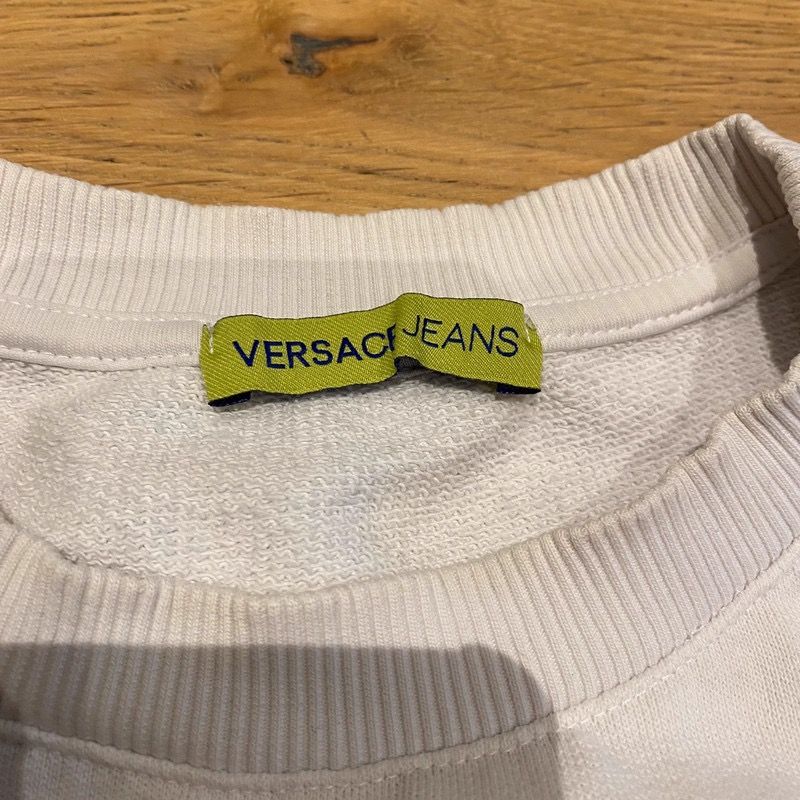 Like new Versace Jeans white jumper size M Men s Fashion Tops