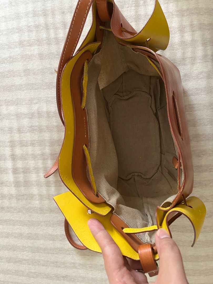Linjer tulip bag Natural Yellow Women s Fashion Bags Wallets Cross body Bags on Carousell